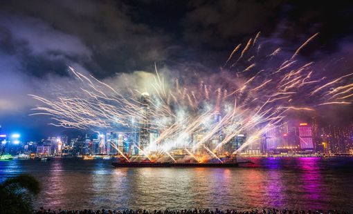 Hồng Kông chào tháng Năm với loạt lễ hội văn hoá cùng màn trình diễn pháo hoa và drone