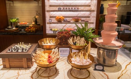 Chocolate Buffet Choco Đây chỉ có vào mỗi thứ Bảy đầu tiên của tháng tại Hilton Saigon