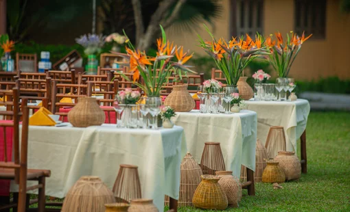 Đáng nhớ với đêm gala bên hồ kết nối tình đồng đội tại Emeralda Resort Ninh Bình