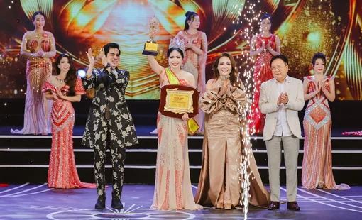 Hoa hậu Doanh nhân Châu Á 2025: Nữ tướng bất động sản Ninh Bình lập hattrick với vương miện Nhân ái