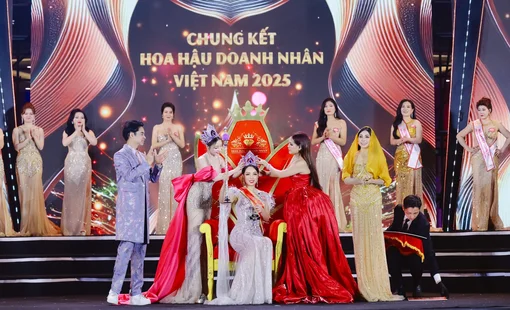 Hoa hậu Doanh nhân Việt Nam 2025: Nữ tướng bảo hiểm VietinBank Hà Nội Hoàng Thu Thuỷ đăng quang, lập hattrick 3 giải thưởng