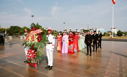 Hoa hậu Doanh nhân Quốc gia Việt Nam 2025: Top 20 nhập cuộc, trang trọng dâng hương Bác Hồ tại Quảng trường Đại Đoàn Kết, Gia Lai