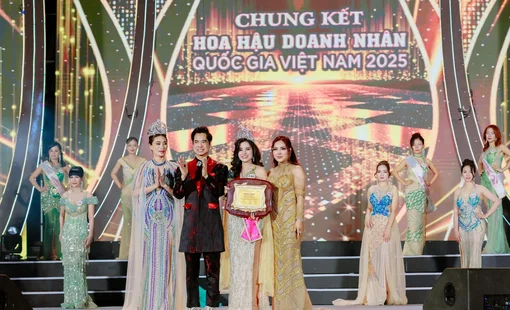 Hoa hậu Doanh nhân Quốc gia Việt Nam 2025: Đăng quang Hoa hậu Nhân ái, nữ doanh nhân Hải Phòng hạnh phúc trong vòng tay gia đình