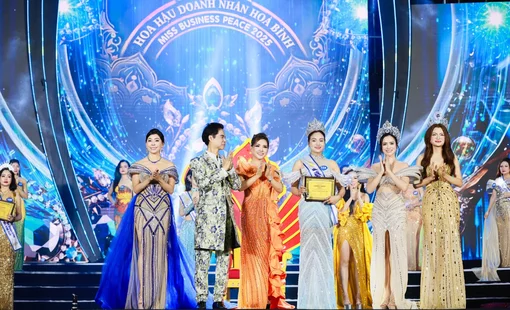 Hoa hậu Doanh nhân Hòa bình 2025: Từ cô giáo bản cao đến Á hậu 1, mỗi bước đi là một hành trình gieo mầm yêu thương