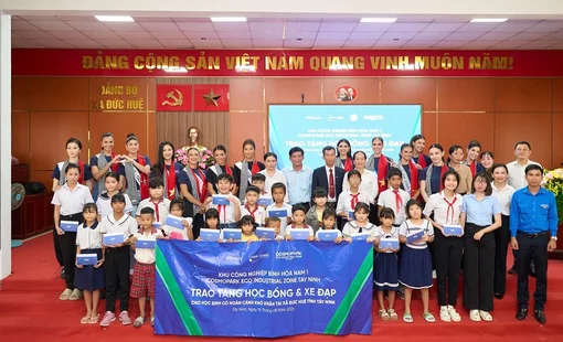 Miss Cosmo 2025: Dàn Hoa hậu quốc tế trải nghiệm du lịch miền Tây Nam bộ, trao học bổng cho học sinh Tây Ninh