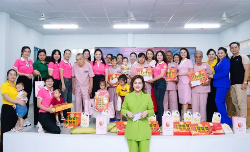 Hoa hậu Doanh nhân Hương sắc Việt Nam 2025: Lan tỏa yêu thương qua 100 suất quà thiện nguyện tại Khánh Hòa