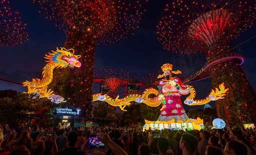 Singapore tháng Hai rực rỡ sắc xuân River Hongbao 40 năm và Chingay Parade