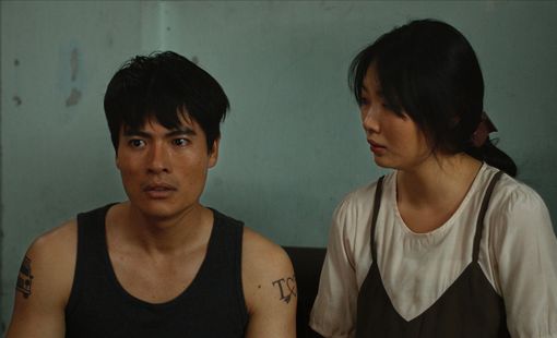 Anh hùng: Loạt poster nhân vật chính hé lộ nỗi niềm người cha, người mẹ đơn thân