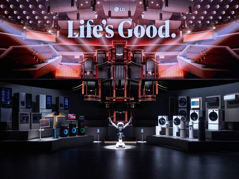 LG đưa AI thấu cảm vào ngôi nhà thông minh biết thích ứng, mở rộng cuộc đua hệ sinh thái tại IFA 2026
