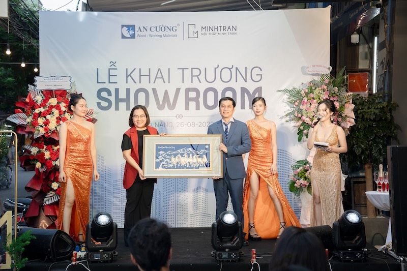 Gỗ An Cường và Trang trí nội thất Minh Trân khai trương showroom vật liệu, giải pháp và nội thất làm từ gỗ công nghiệp