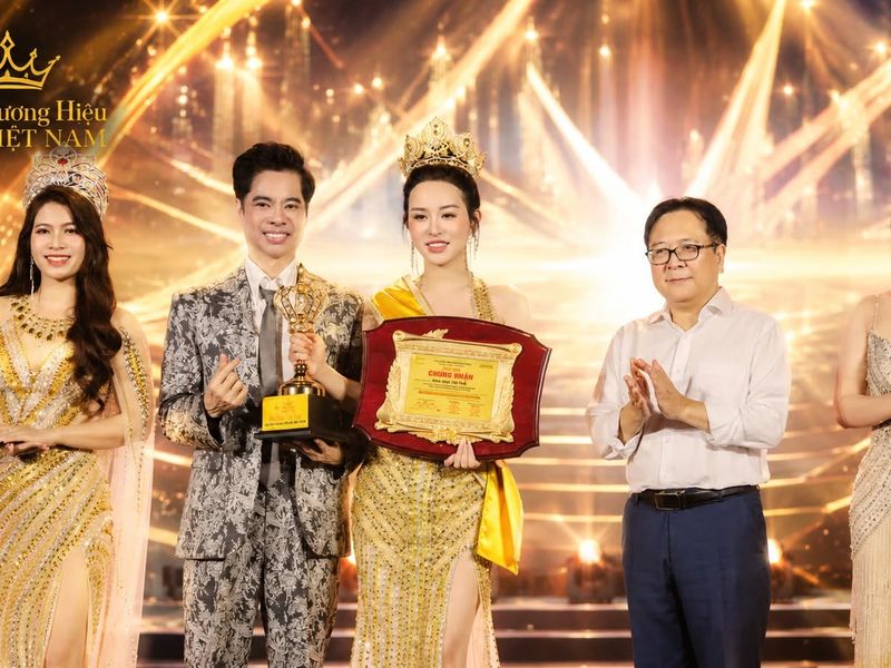 Hoa hậu Thương hiệu Việt Nam 2026: Tân Hoa hậu Trí tuệ Trần Thị Ngọc Bích kiến tạo những giá trị mới ngành thẩm mỹ