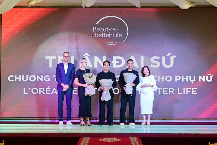 LOreal-trao-quyen-phu-nu-07.jpg