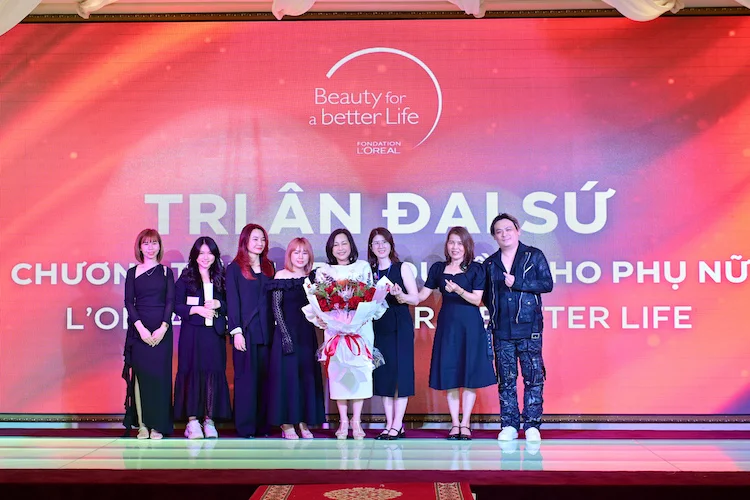 LOreal-trao-quyen-phu-nu-04.jpg