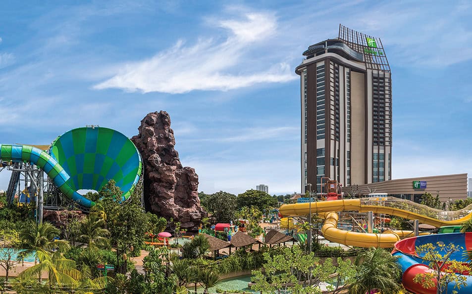 holiday-inn-without-logo-01.jpg