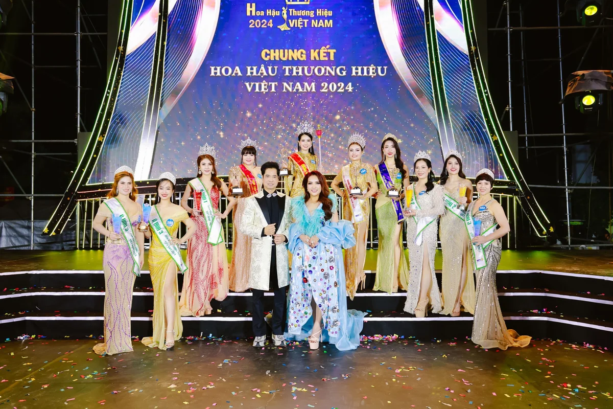 BINH2619-scaled.jpg