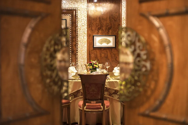 Long-Trieu-The-Royal-Pavilion-VIP.jpg