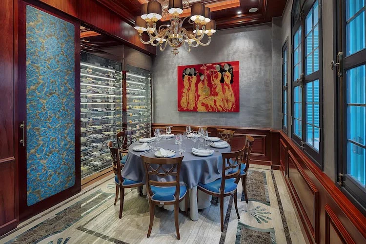 Vietnam-House-Restaurant-05.jpg