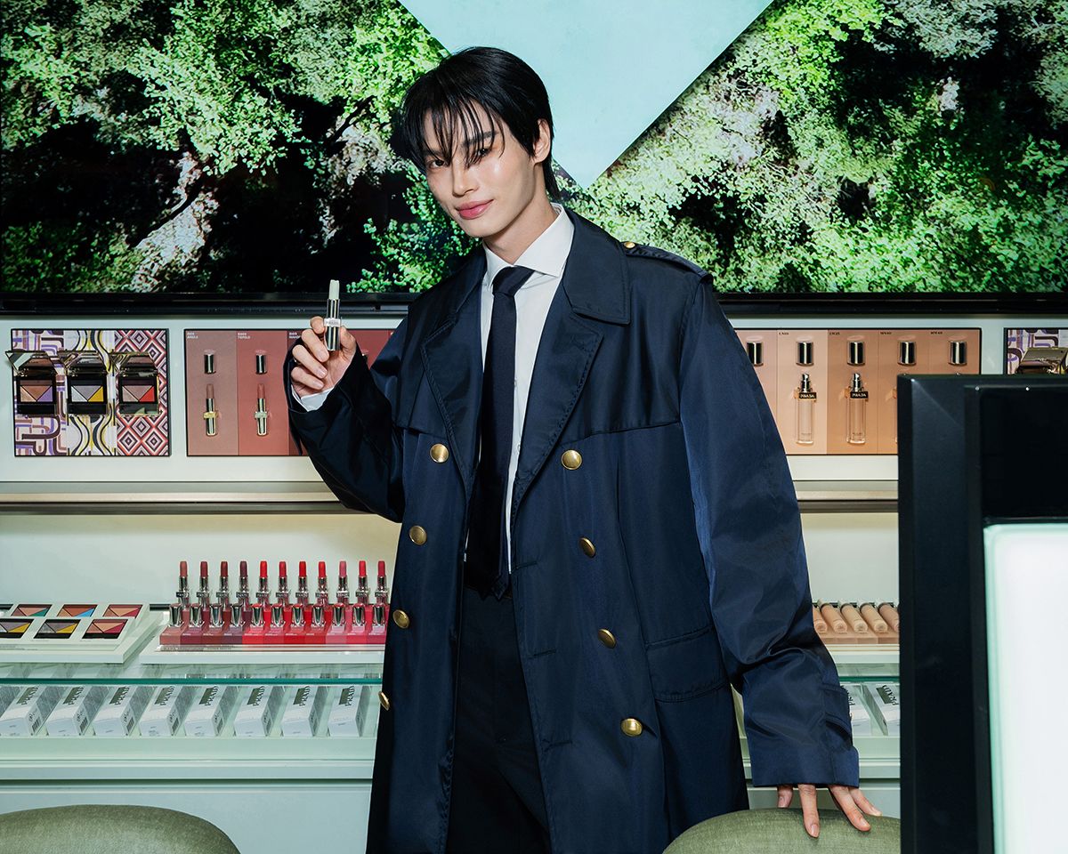 Prada-Beauty-Press-4.jpeg