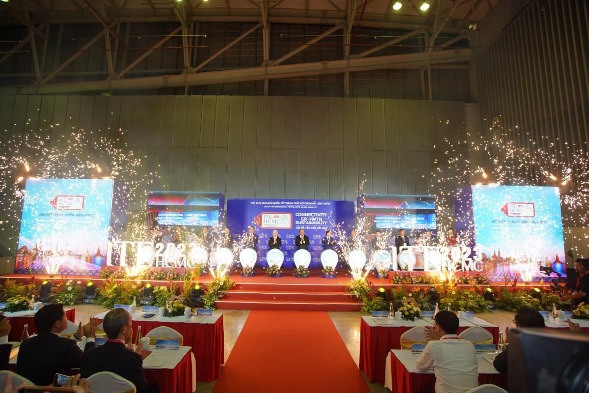 ITE-HCMC-2023-Opening-Ceremony-scaled.jpg?bwg=1721960233