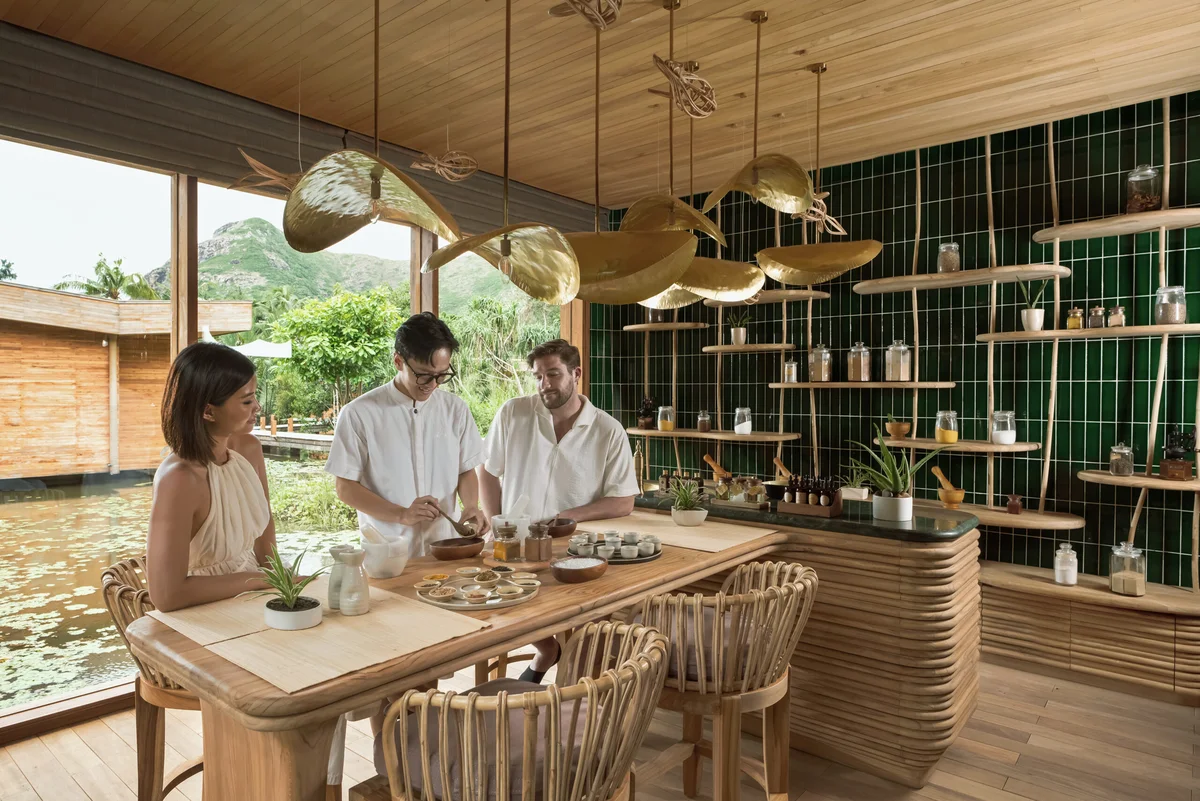 Six-Senses-Con-Dao_Alchemy-Bar-With-Guests-scaled.jpg