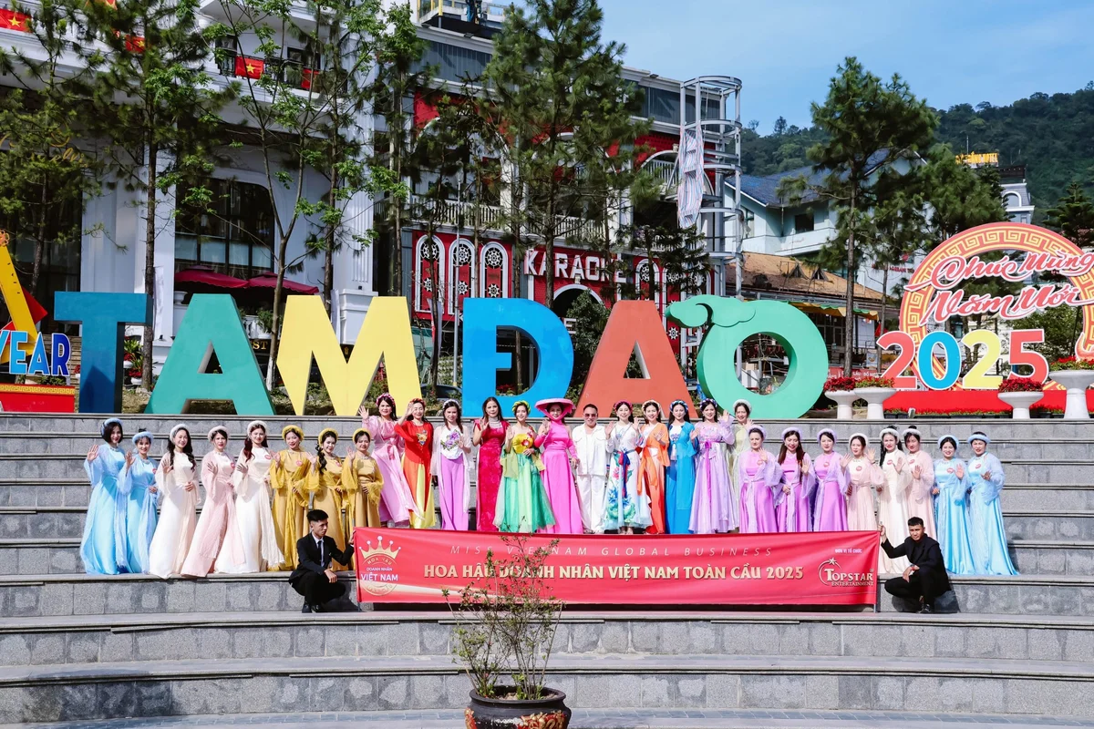 CALWALK-TAM-DAO-7-scaled.jpg