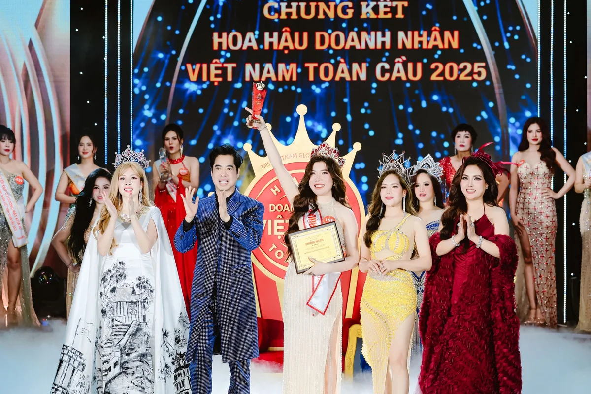 Top8_DUY-29-scaled.jpg