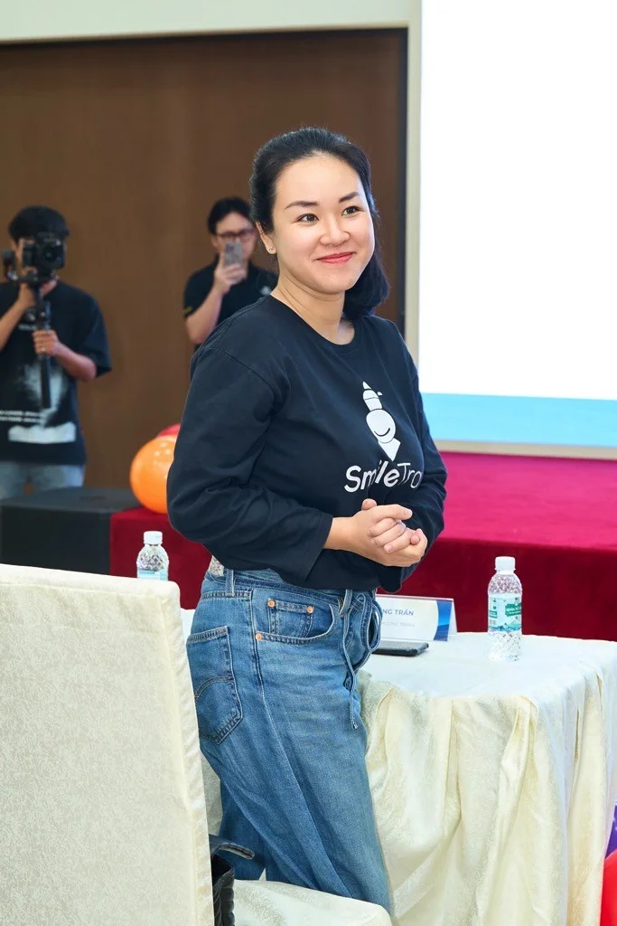 ba-tran-huyen-trang-giam-doc-chuong-trinh20250510123631.jpg?rt=20250510124001