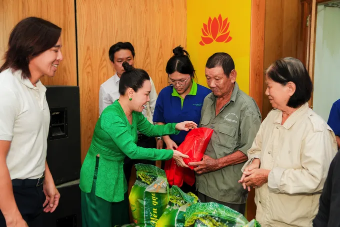 viet-huong-2-6625-7498.jpg.webp