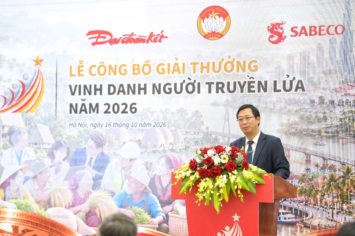 Đồng chí Cao Xuân Thạo, Phó Chủ tịch Ủy ban Trung ương Mặt trận Tổ quốc Việt Nam, phát biểu chỉ đạo.